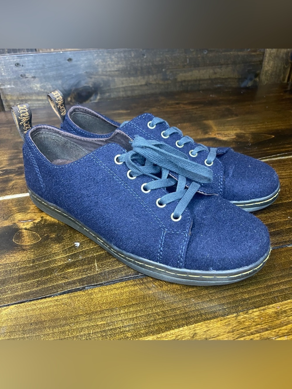 Dr Martens Walker Navy Wool Low Top Sneakers Mens 10 Doc Casual Preppy Skater